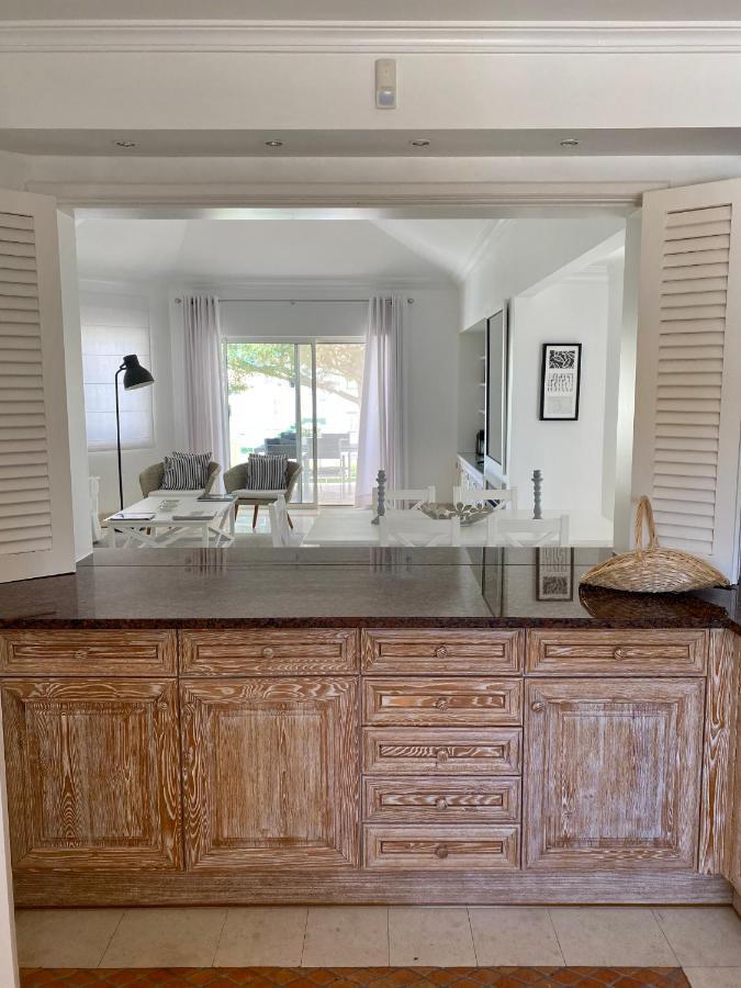 Beautiful Apartment For Rent In Quinta Do Lago With Excellent Resort Facilities Close To Lake And Beach. Bagian luar foto