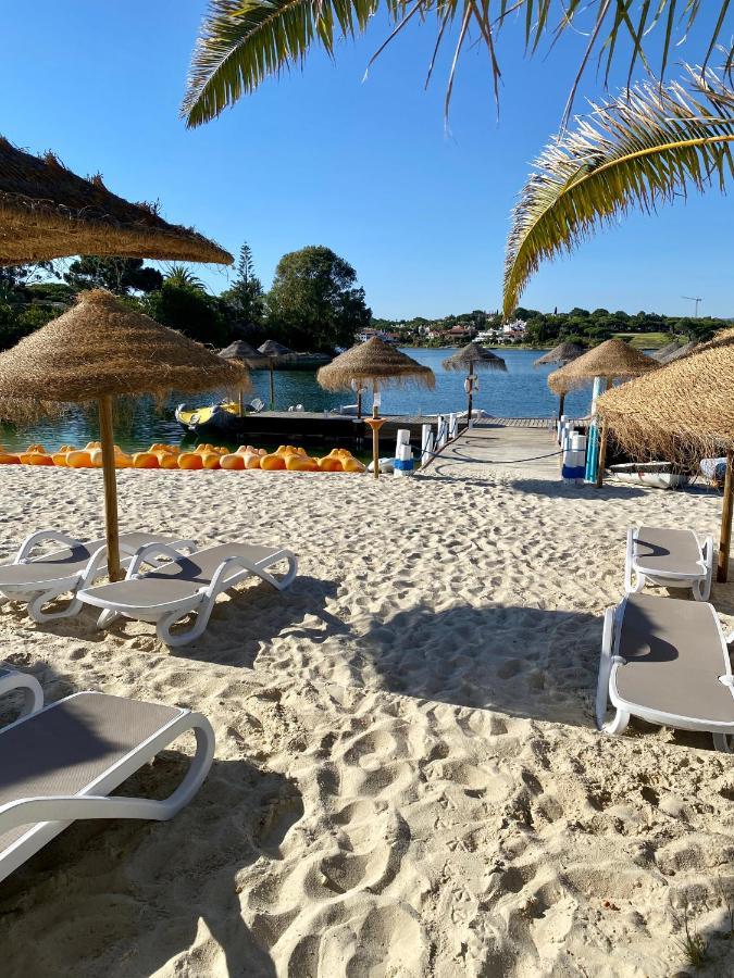 Beautiful Apartment For Rent In Quinta Do Lago With Excellent Resort Facilities Close To Lake And Beach. Bagian luar foto